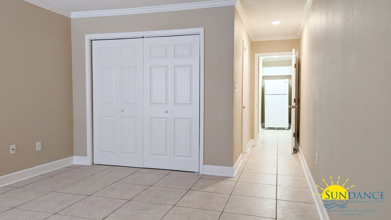 399 Marshall Ct Nw - Photo 4 of 14