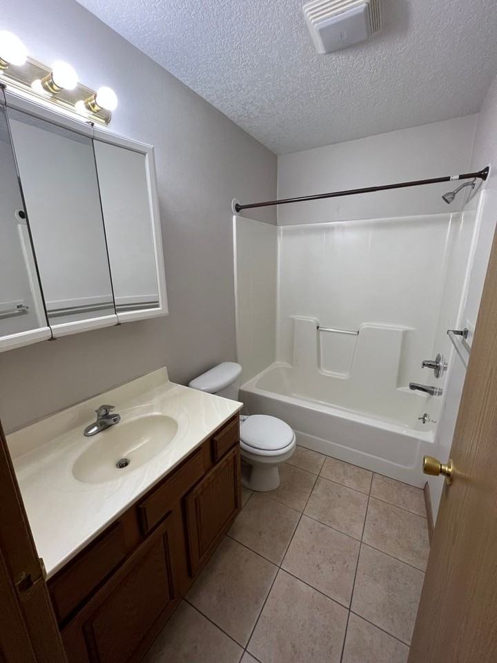 1105 Ratone St #11 - Photo 5 of 14