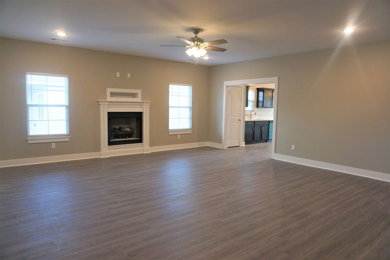 3643 Red Maple Way - Photo 2 of 16