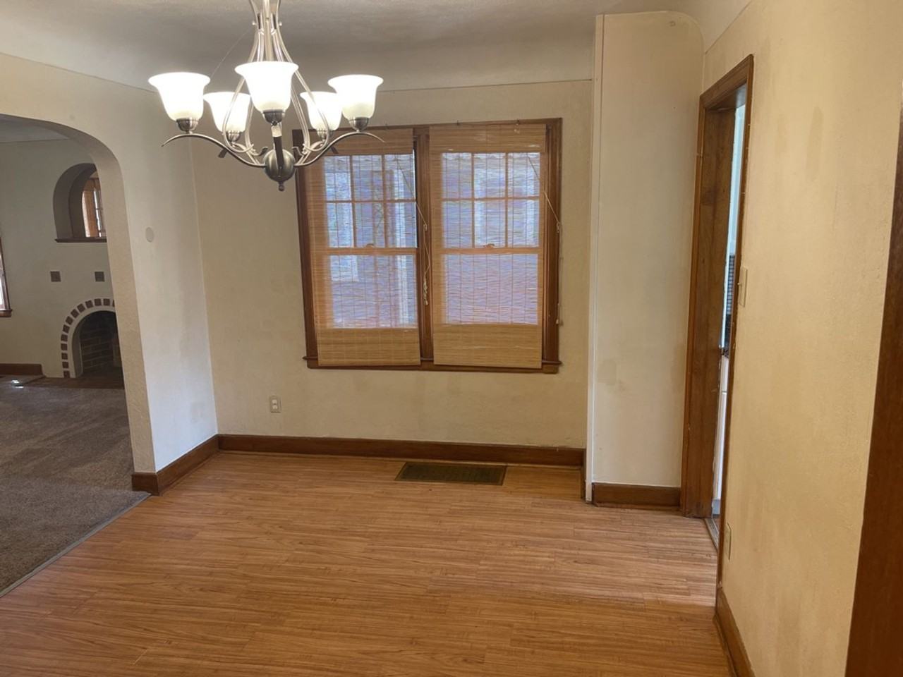 1925 8th Ave - Photo 5 of 31