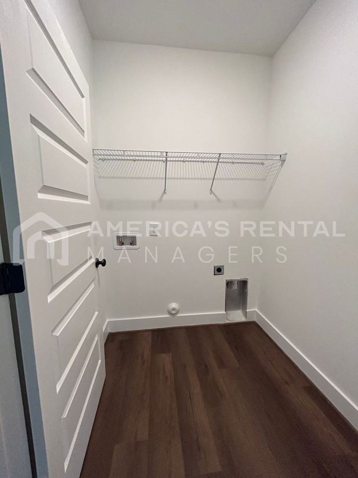 3810 Weatherstone Way - Photo 5 of 27