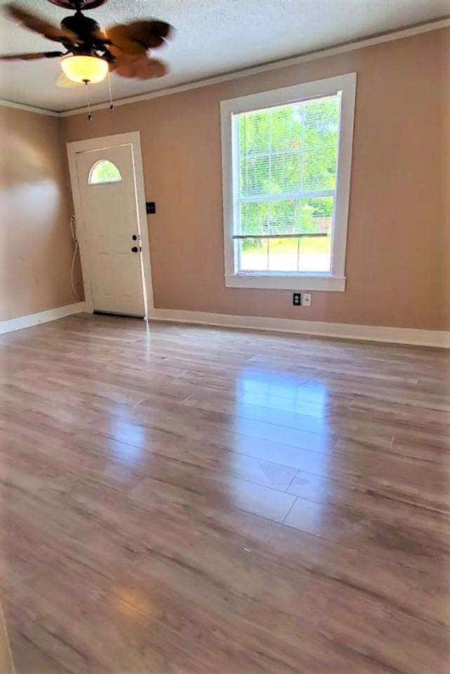 3903 W Gadsden St - Photo 2 of 8