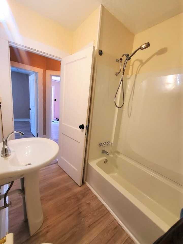 3903 W Gadsden St - Photo 5 of 8