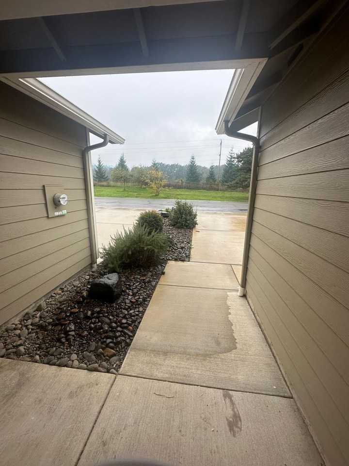 6247 Ne William R Carr St - Photo 2 of 25