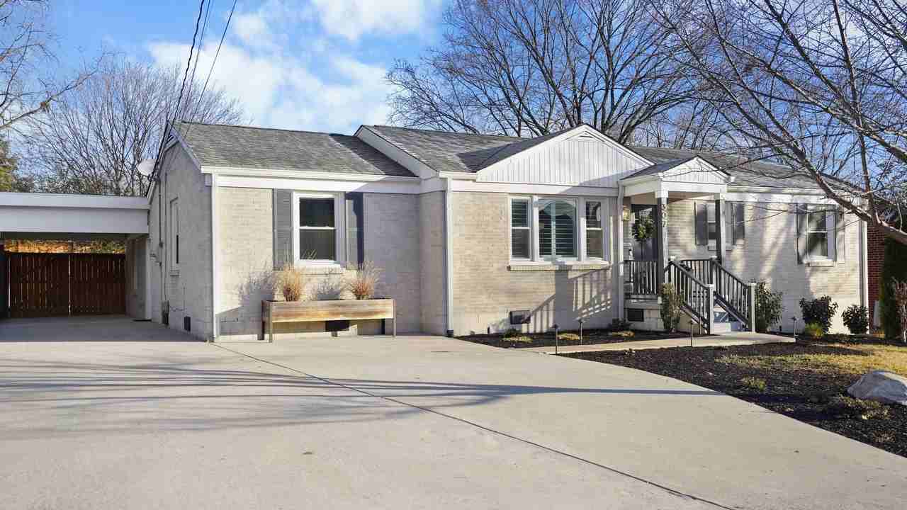 307 Avondale Dr - Photo 2 of 30