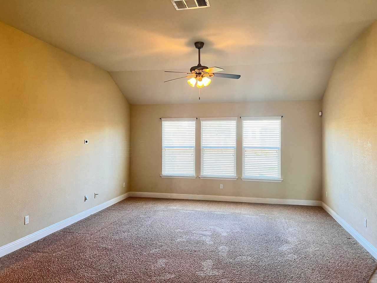 849 Olive Ln - Photo 2 of 21