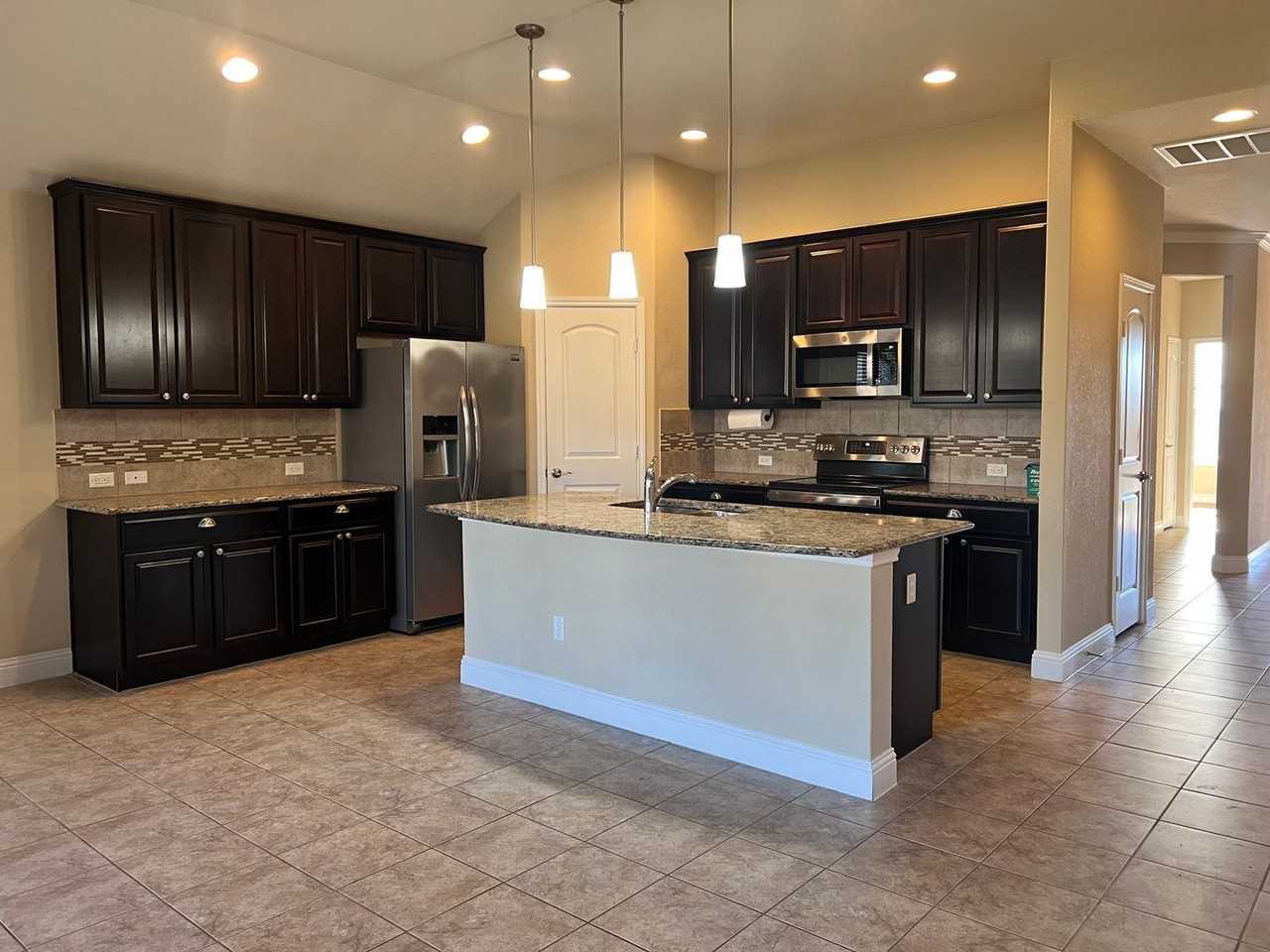 849 Olive Ln - Photo 6 of 21