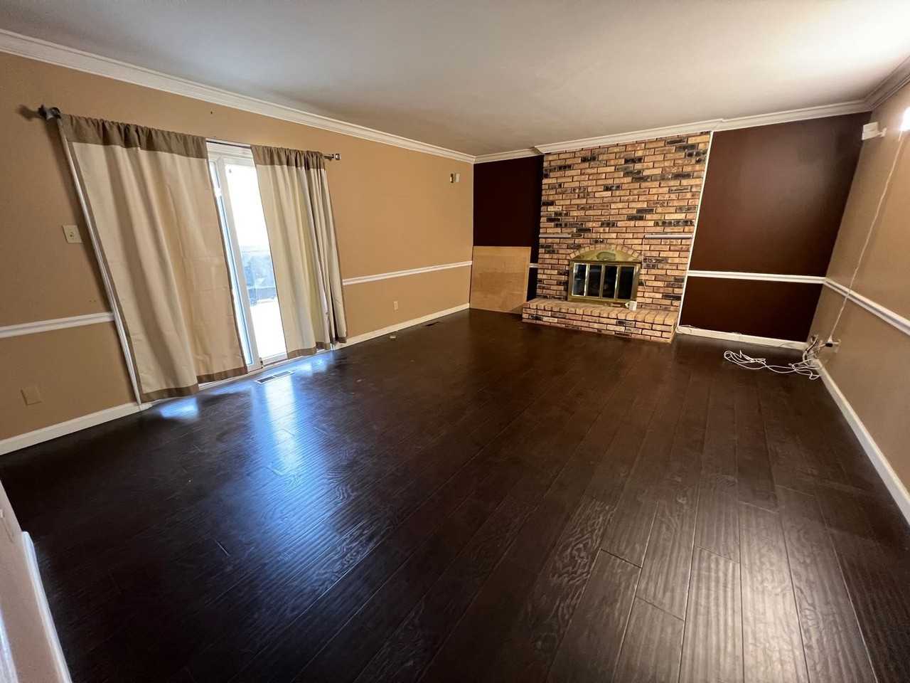 15605 Highcroft Dr - Photo 6 of 23