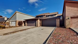 4723 Hemlock Ln - Photo 1 of 1