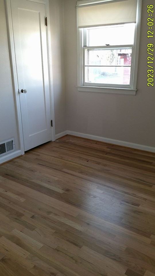 1615 S Longmont Ave - Photo 4 of 21