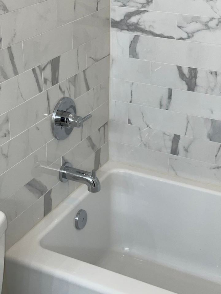 1421 Sierra Vista Dr - Photo 3 of 50