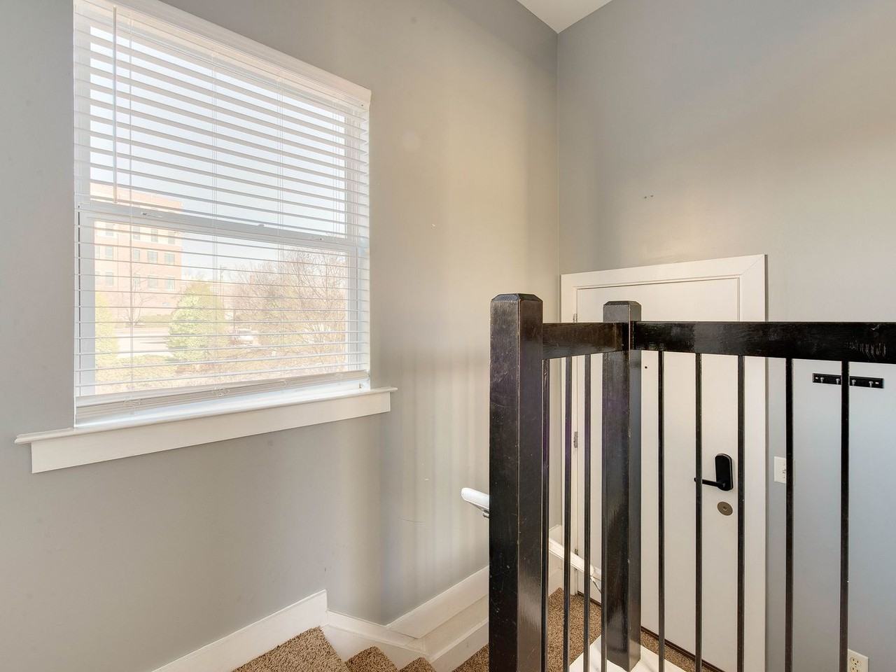 922 Westmere Ave - Photo 2 of 23