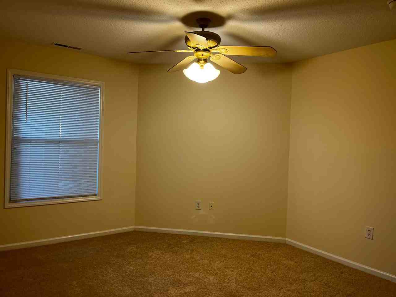 1141 Turtle Creek Rd #C - Photo 6 of 22