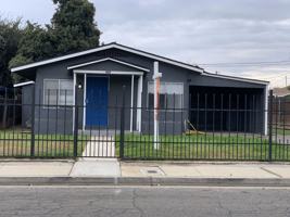 featured image of 837 E Evening Glow Ave