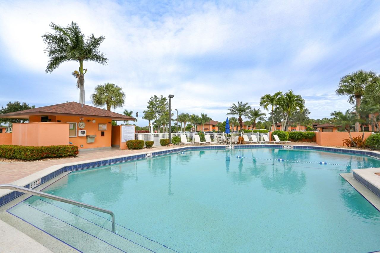 1522 Mainsail Dr #2 - Photo 5 of 50