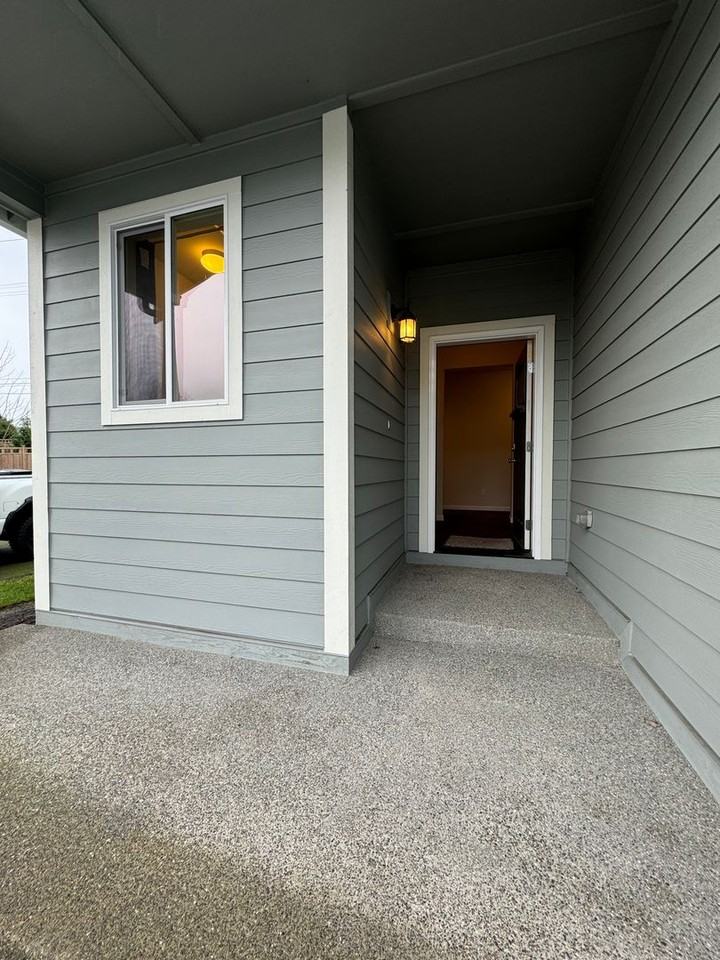 8324 175th Street Ct E - Photo 3 of 14