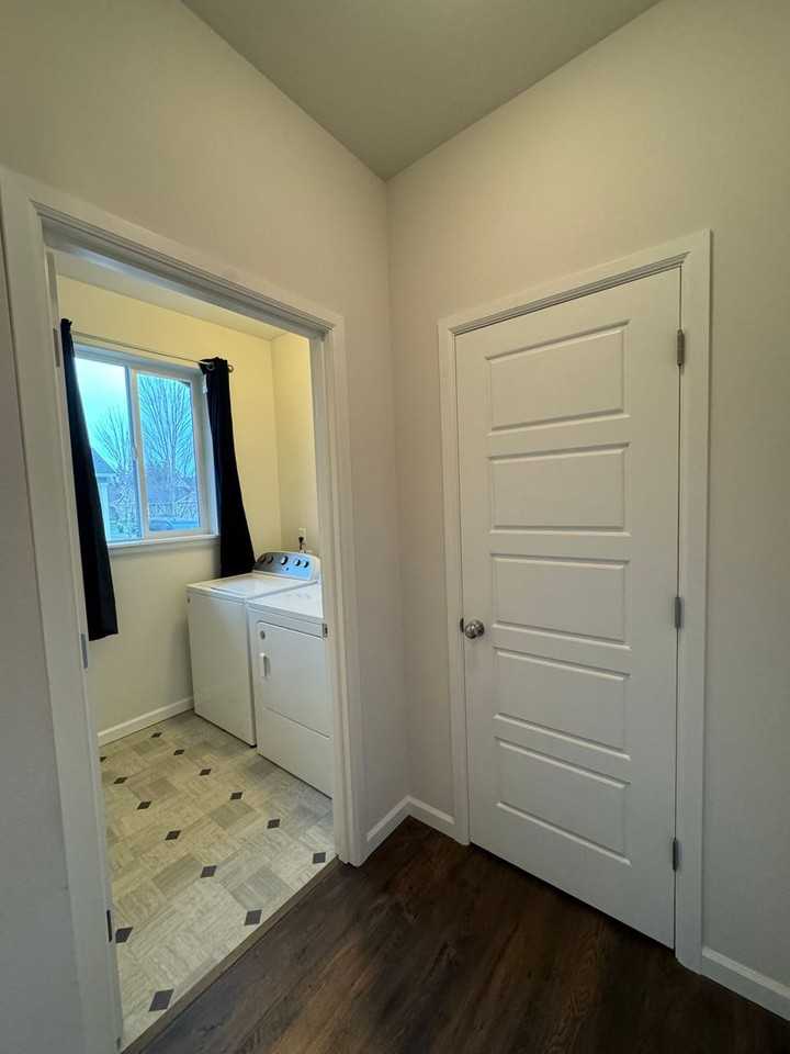 8324 175th Street Ct E - Photo 5 of 14