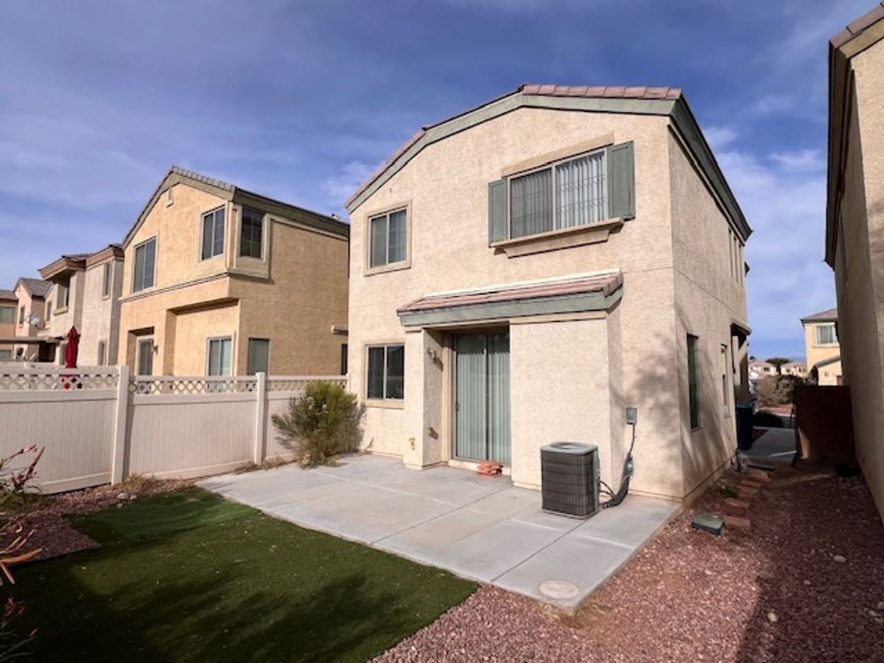 5473 Tinker Toy Ave - Photo 4 of 18