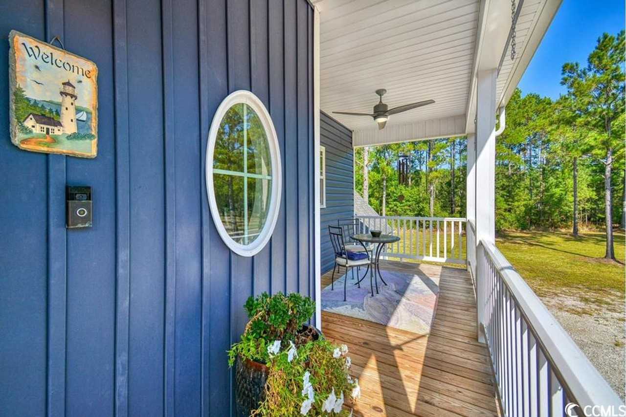 286 Samworth Loop - Photo 3 of 29