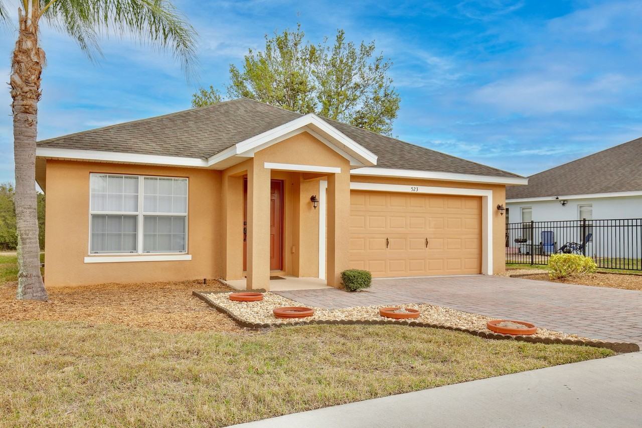 523 Vizcay Way - Photo 2 of 23