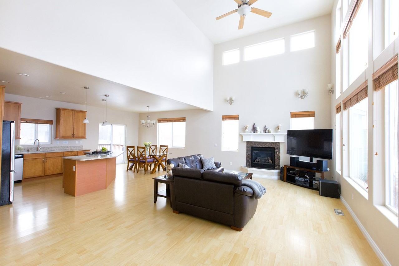 16439 Mills Park Cir - Photo 3 of 26