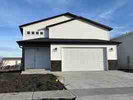 featured image of 3830 33rd St S