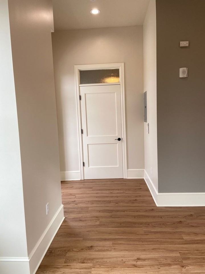 440 State St #220 - Photo 4 of 20