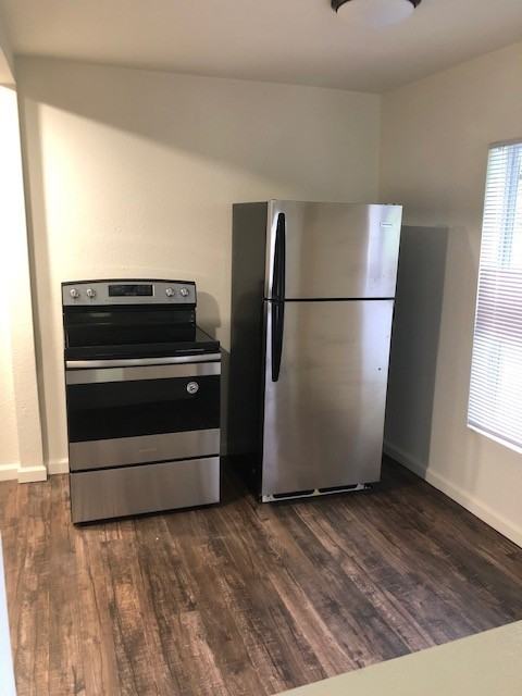 410 1/2 W Congress St - Photo 2 of 9