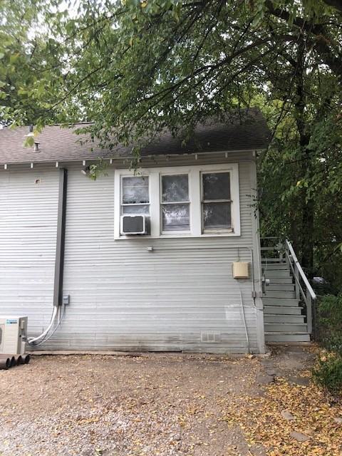 410 1/2 W Congress St - Photo 7 of 9