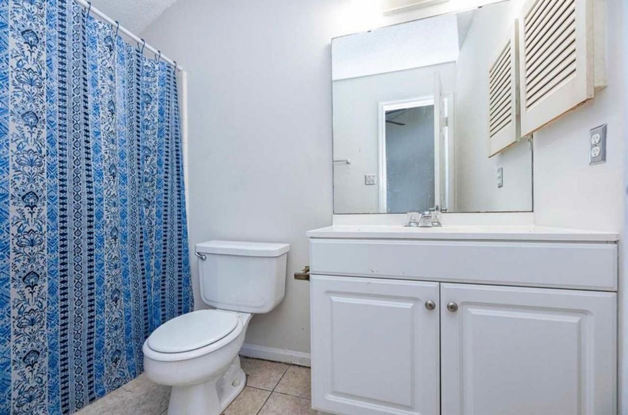 2400 Sandpiper St - Photo 5 of 7