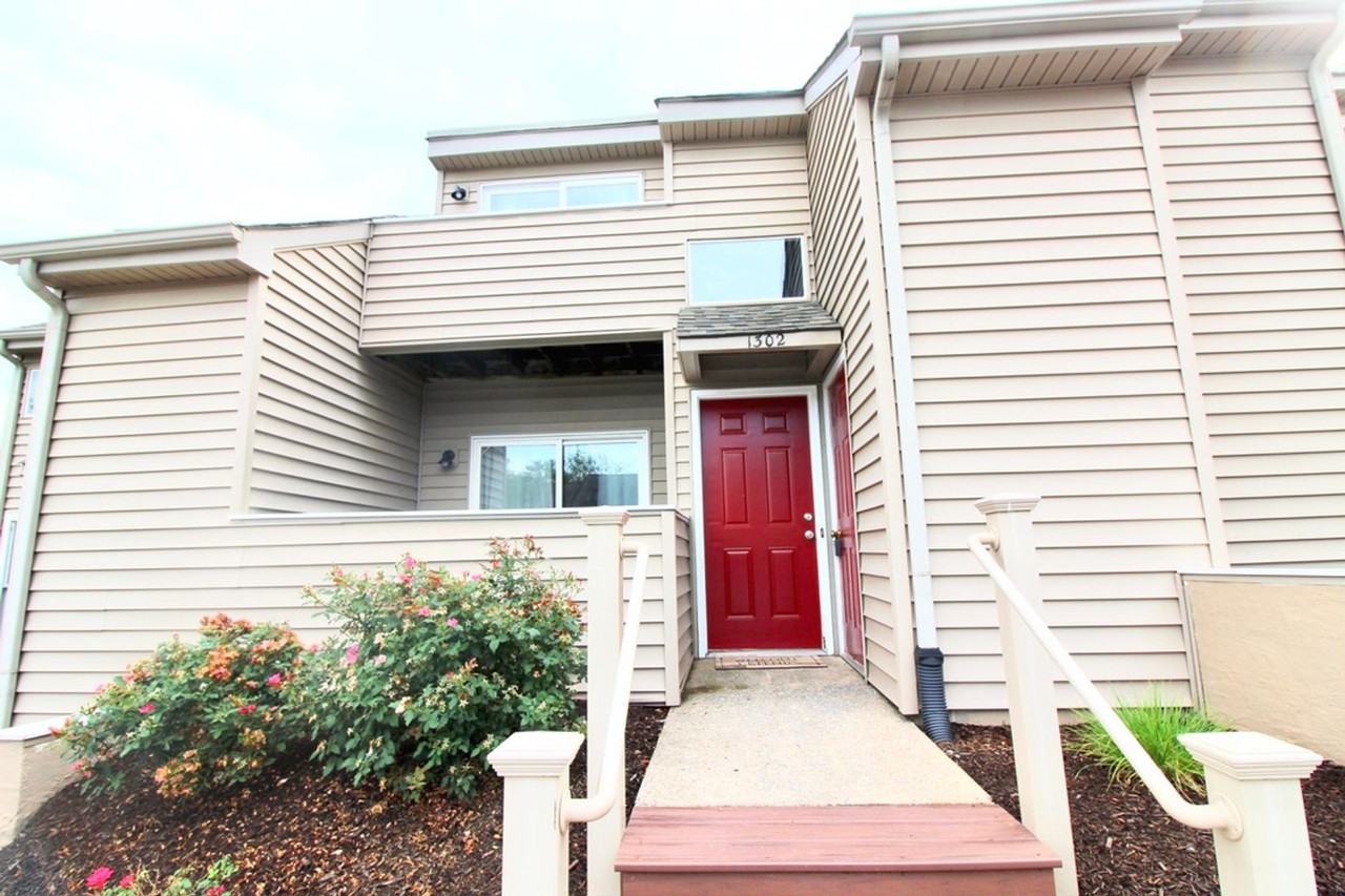 1302 Bradley Dr - Photo 2 of 50