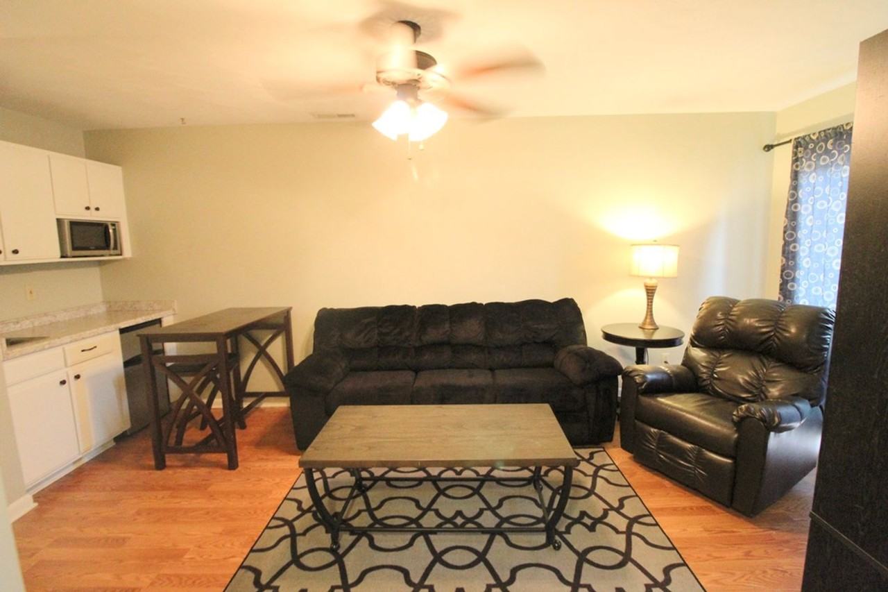 1366 Bradley Dr - Photo 4 of 27