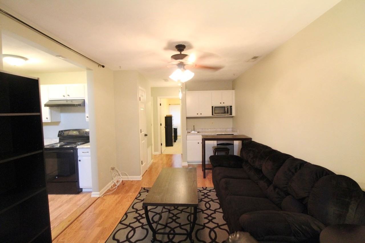 1366 Bradley Dr - Photo 7 of 27