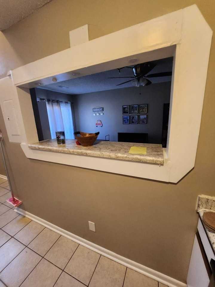 1328 Bradley Dr - Photo 4 of 21