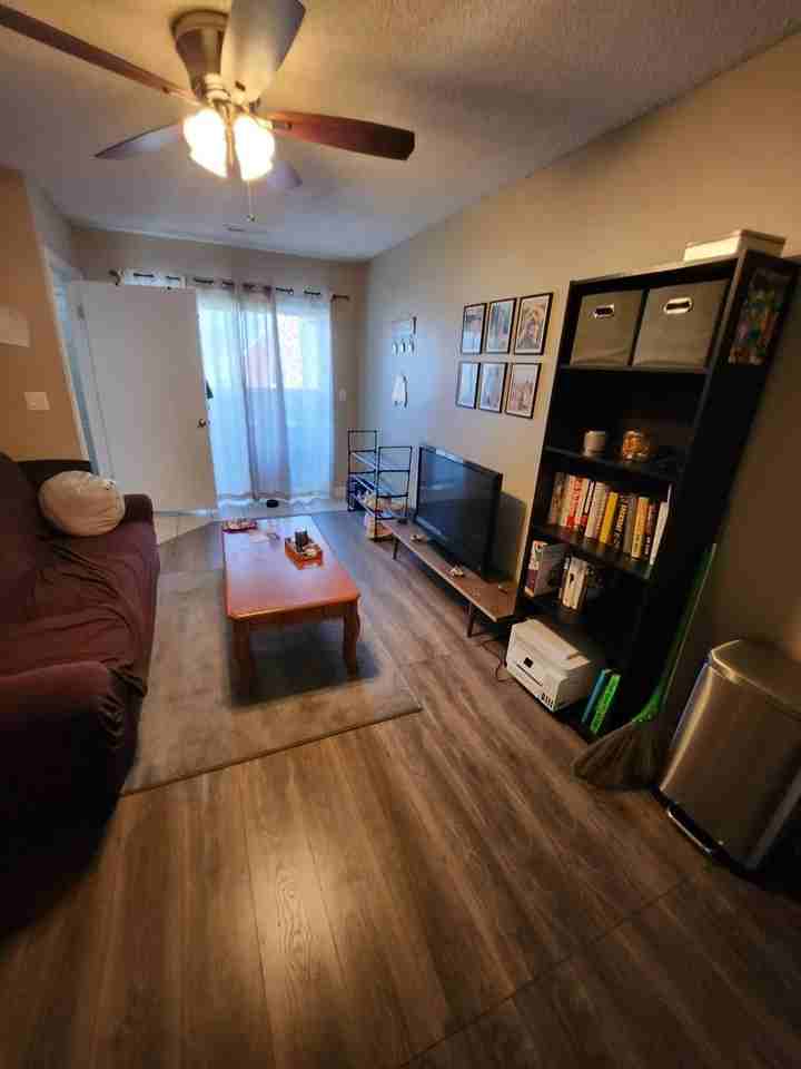 1328 Bradley Dr - Photo 6 of 21