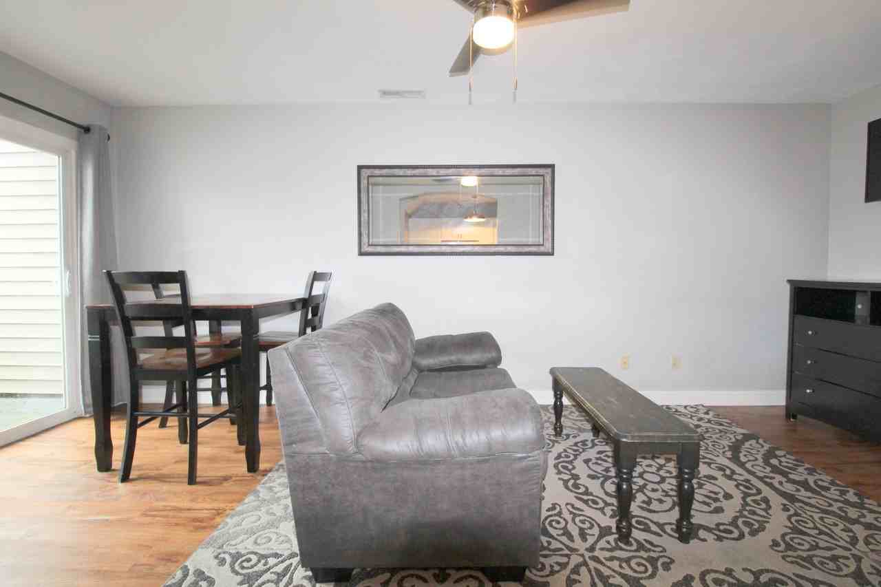 1374 Bradley Dr - Photo 5 of 19