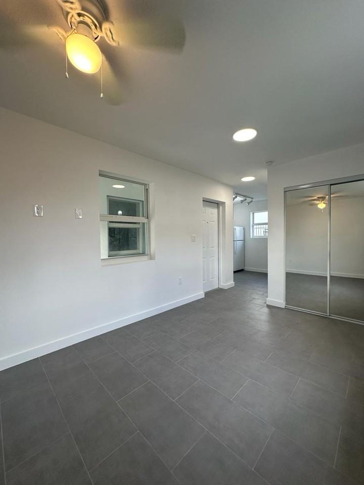 Newly Renovated Community Invigorating Miami's Downtown Urban Core! - Photo 3 of 15