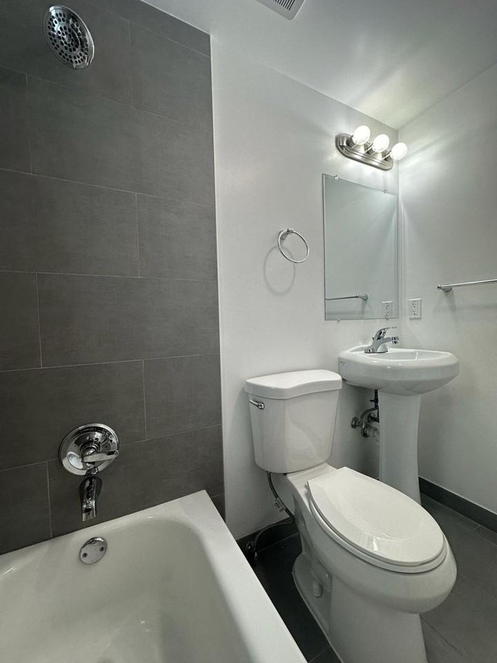 Newly Renovated Community Invigorating Miami's Downtown Urban Core! - Photo 5 of 15