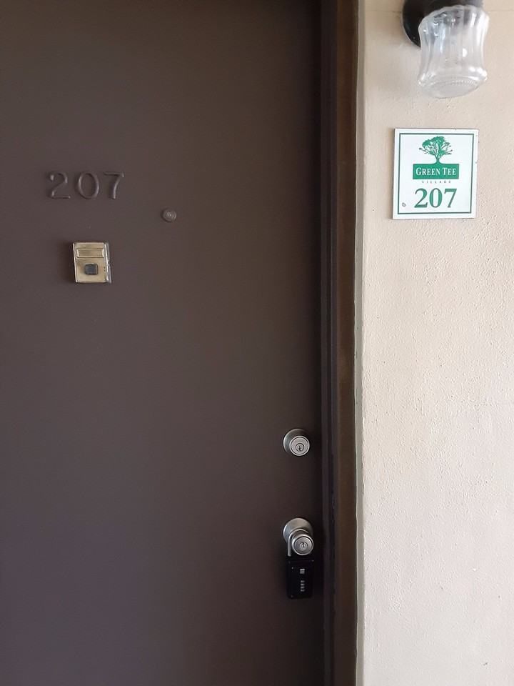 1830 Maravilla Ave #207 - Photo 2 of 7