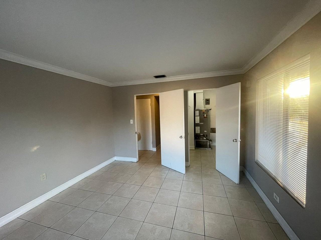 1830 Maravilla Ave #207 - Photo 4 of 7