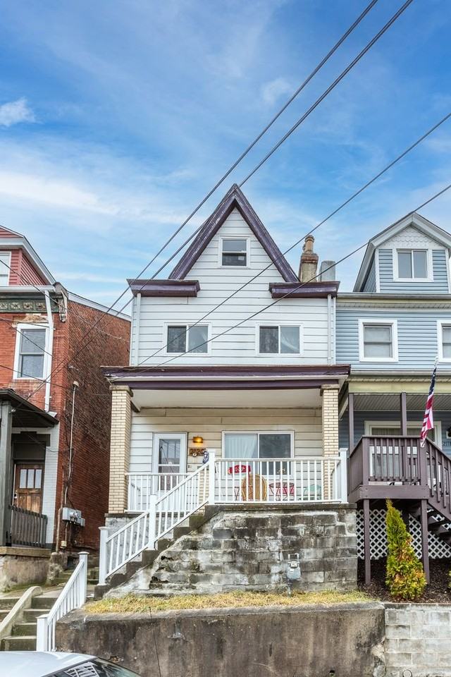 2120 Salisbury St - Photo 2 of 45