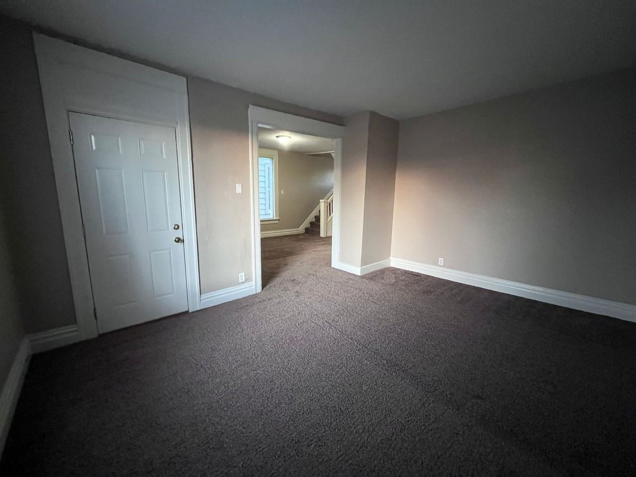 3117 S Harrison St - Photo 4 of 12