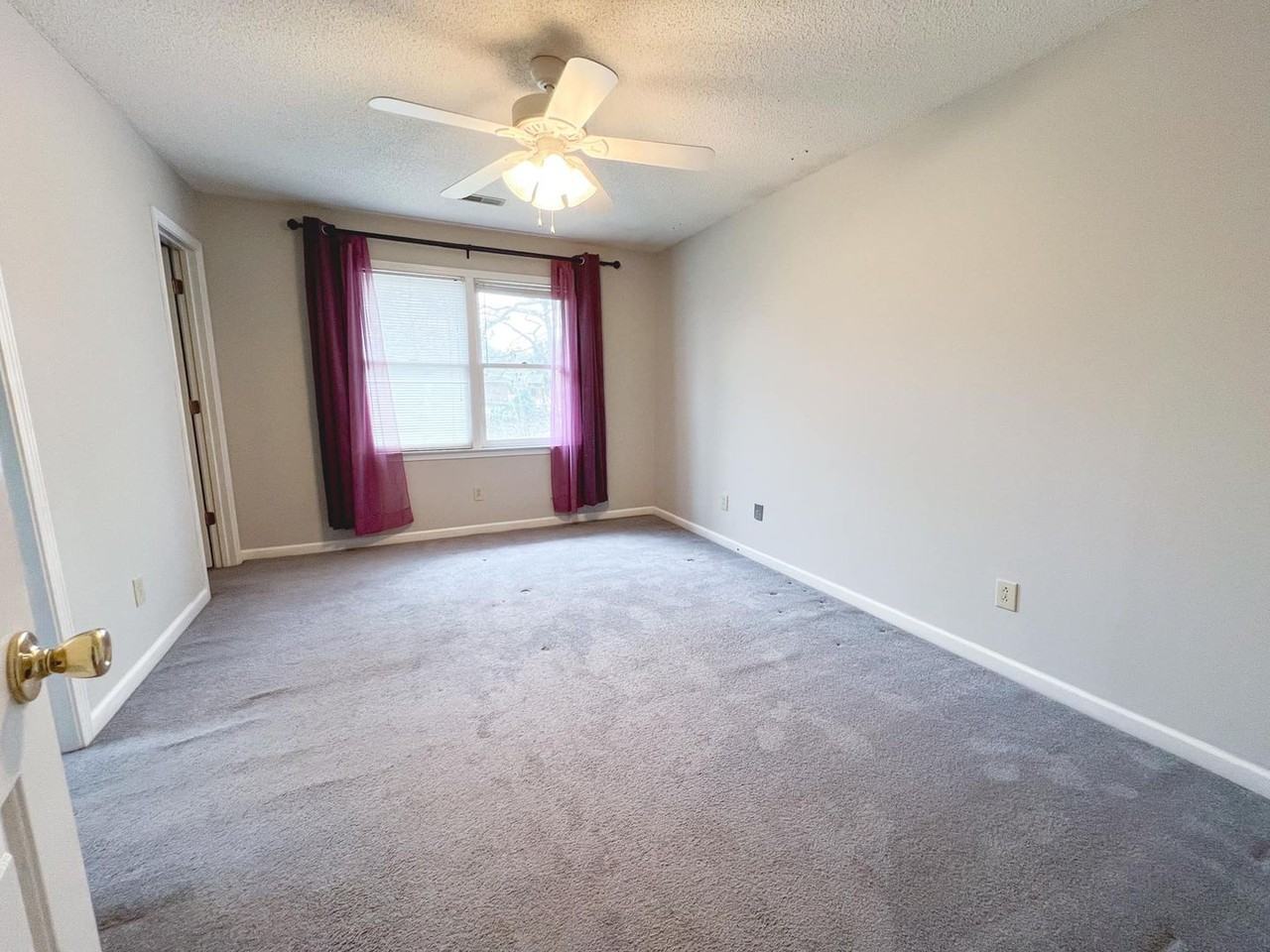 4640 Dawn Cir - Photo 4 of 5