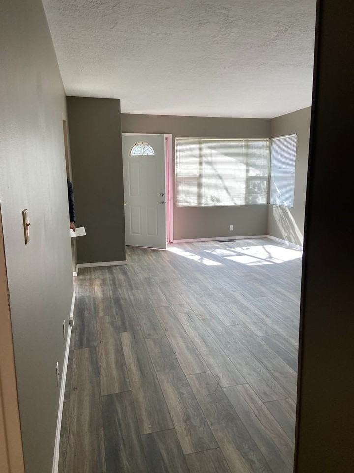 16443 Se Market St - Photo 6 of 20