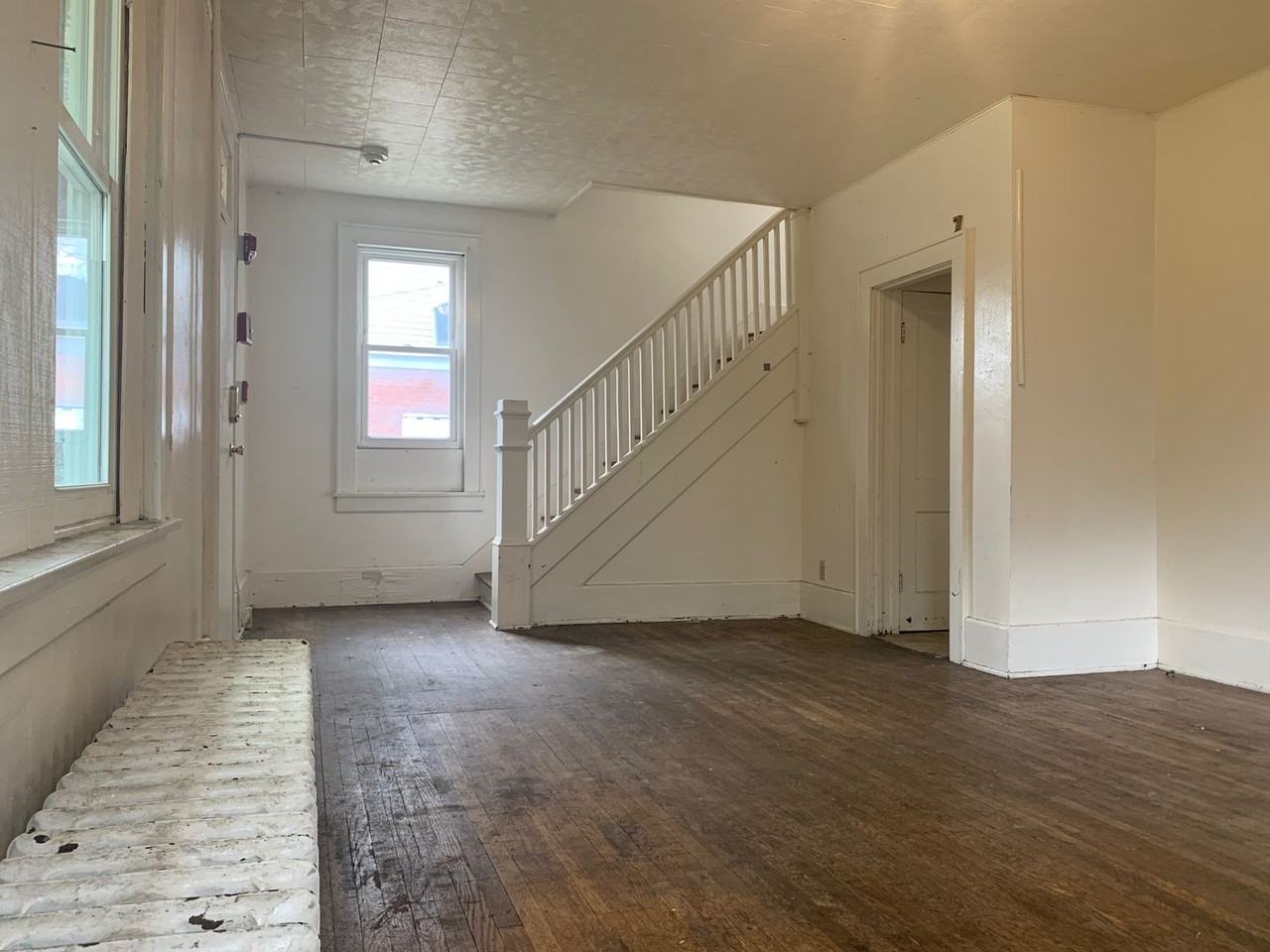 787 Willey St - Photo 2 of 16
