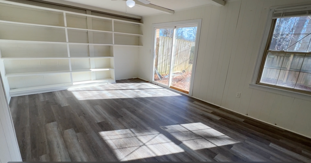 103 Canterbury Ct - Photo 5 of 8