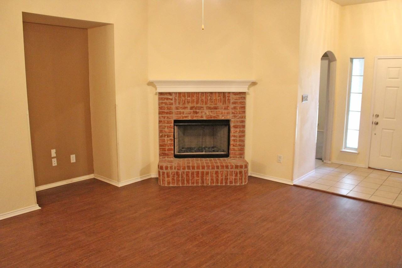 4608 Napa Valley Dr - Photo 2 of 19