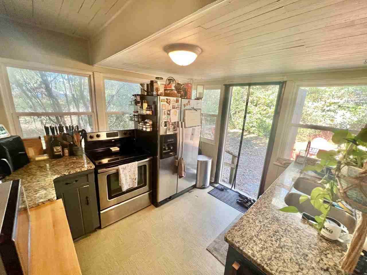 1012 Cherry Laurel St - Photo 2 of 6