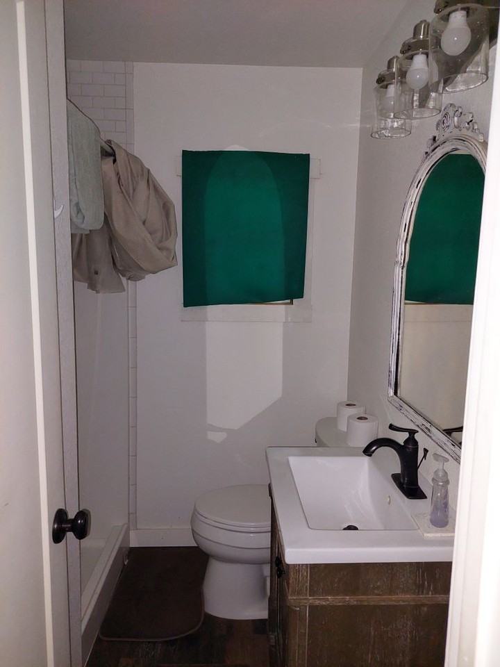 1061 Echo Rd - Photo 5 of 12