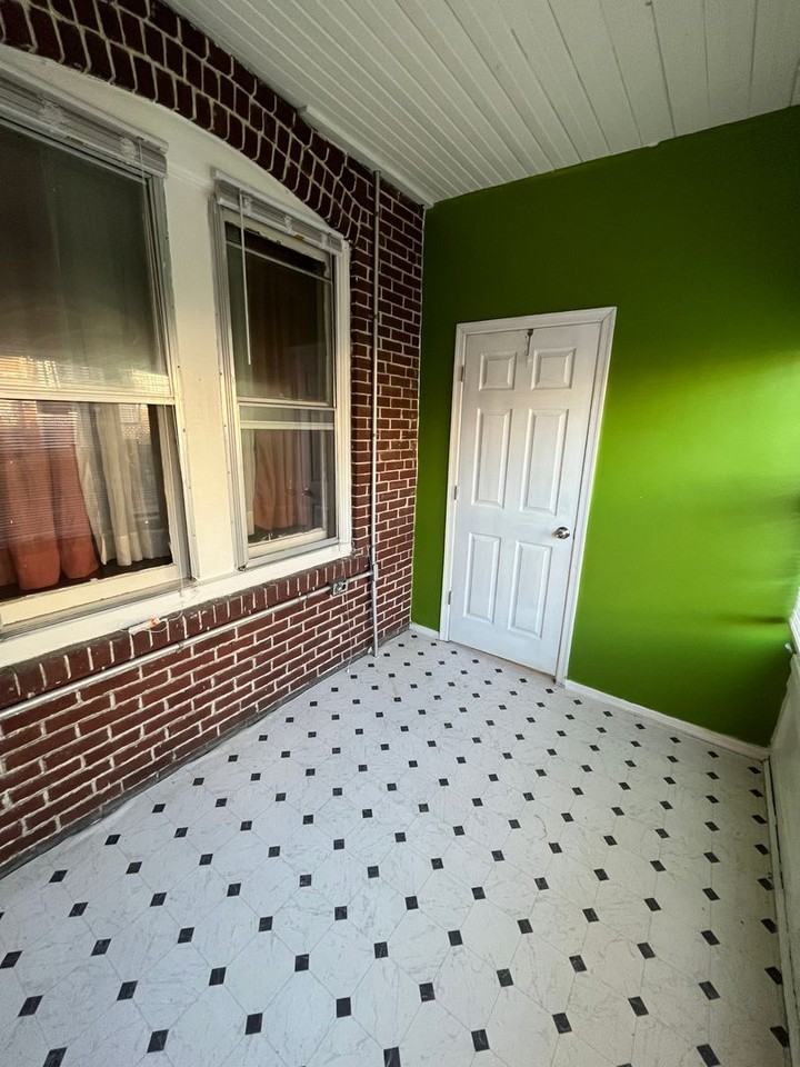 125 Hillside Ave - Photo 2 of 23